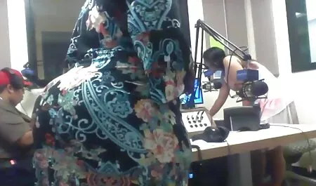 Két pasi kibaszott pici punci egy átlagos anya