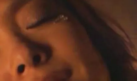 Forró Saori permetezni a dagi puncik Seggét Forró cum.