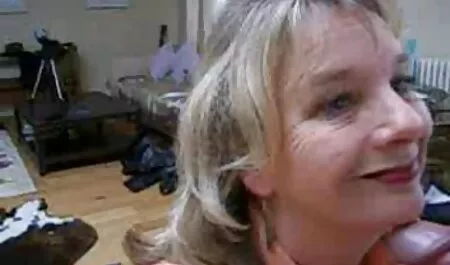 A nők dom lányok domina punci video Manó