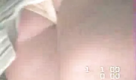 Egy lenyűgöző hálószoba hd punci pornó jelenet forró Jurij.