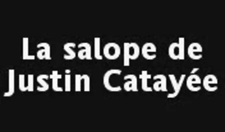 Fingás magazin olvasása közben gyönyörű puncik