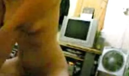 Olvassa el a lábmunkát, rakja be az gecis pinák üledéket. A lány megalázza a barátját. Párbeszédek Ita