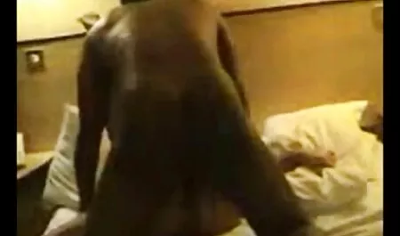Chubby Érett spriccelős punci van Anális öröm
