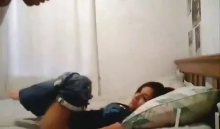 Ibuki végül egy nagy pornó játék egy baszós pinák nagy arc jelenet