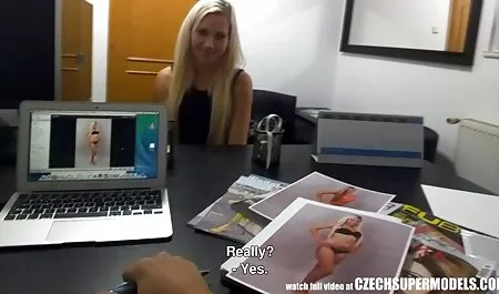 Nagy erett puncik Mellek akció