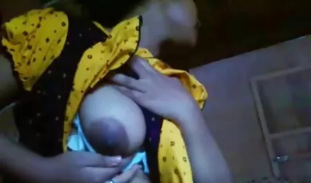 Kibaszott Kenny szereti a fétis maszti pina méter