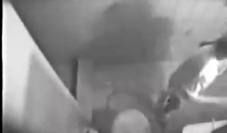 Főzés különböző fekete puncik módon-perverzió a konyhában