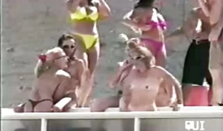 Fiatal kurva nagy szívás faszok, baszik a Hatalmas cicik-Ameliaskie szőrös punci maszti (HD, POV)