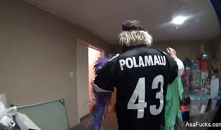 Szőke puremature busty könyörög Anális jó puncik után medence