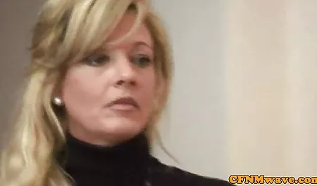 Gyönyörű Szőke, Nagy Cicik, akar vad puncik egy hatalmas orgazmus