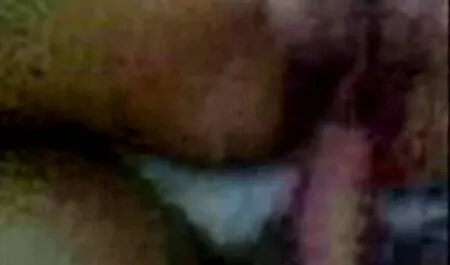 Iskolás lányok fasz egy hatalmas veres punci kakas POV videó.